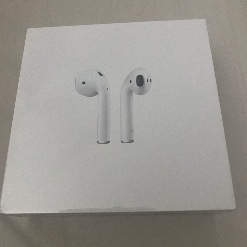 AirPods